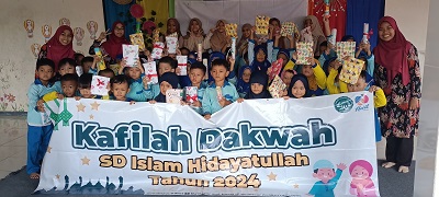 Siswa SD Islam Hidayatullah Semarang Sampaikan Pesan Kebaikan dalam Kafilah Dakwah ke Sekolah TK di Banyumanik