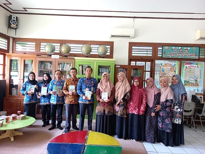 SD Islam Hidayatullah Semarang Masuk 10 Besar Lomba Perpustakaan: Dukungan untuk Pendidikan yang Berkualitas