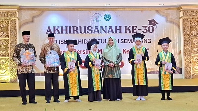 Akhirusanah Ke-30 SD Islam Hidayatullah Semarang: Perpisahan yang Menginspirasi, Launching Buku Karya Siswa Kelas 6