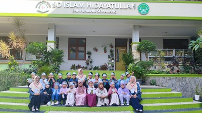 Apa yang Membuat Hari Pertama MPLS di SD Islam Hidayatullah Semarang Dipenuhi Senyum dan Air Mata Haru?